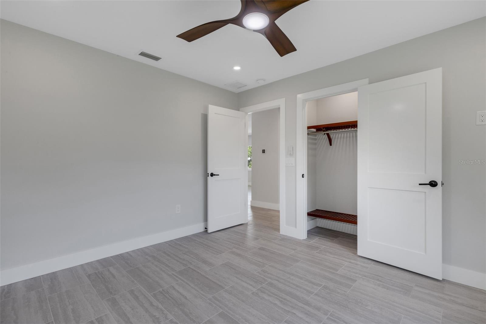 MARSHALL MANOR - Residential