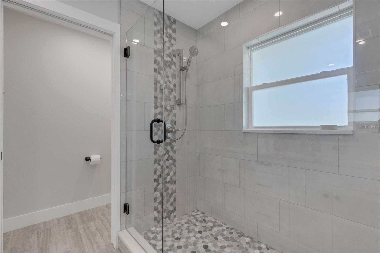 MARSHALL MANOR - Residential