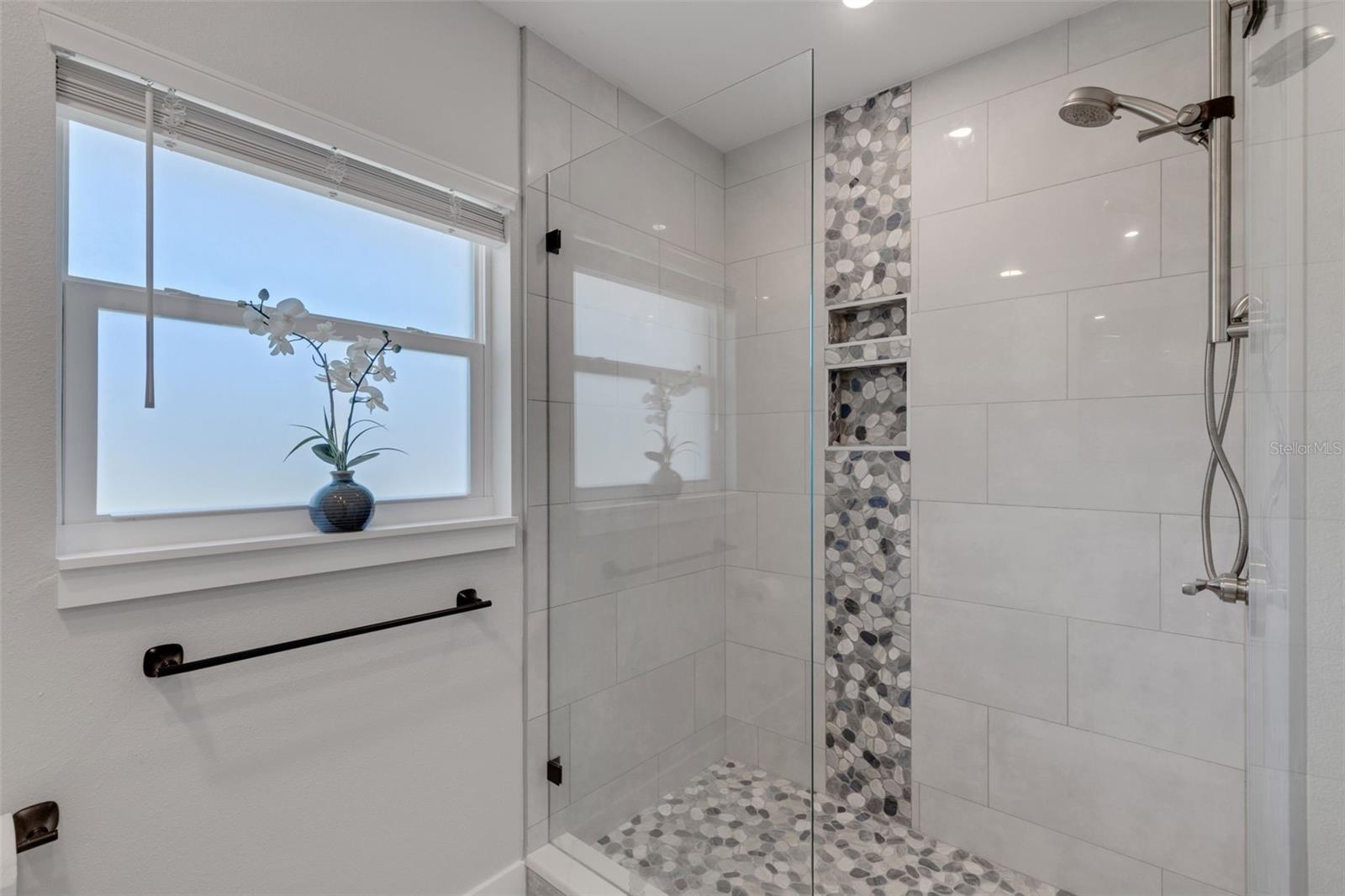 MARSHALL MANOR - Residential