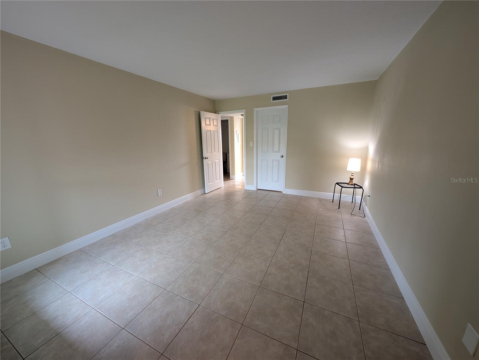 HARBOR VILLAS CONDO PH 03 - Residential