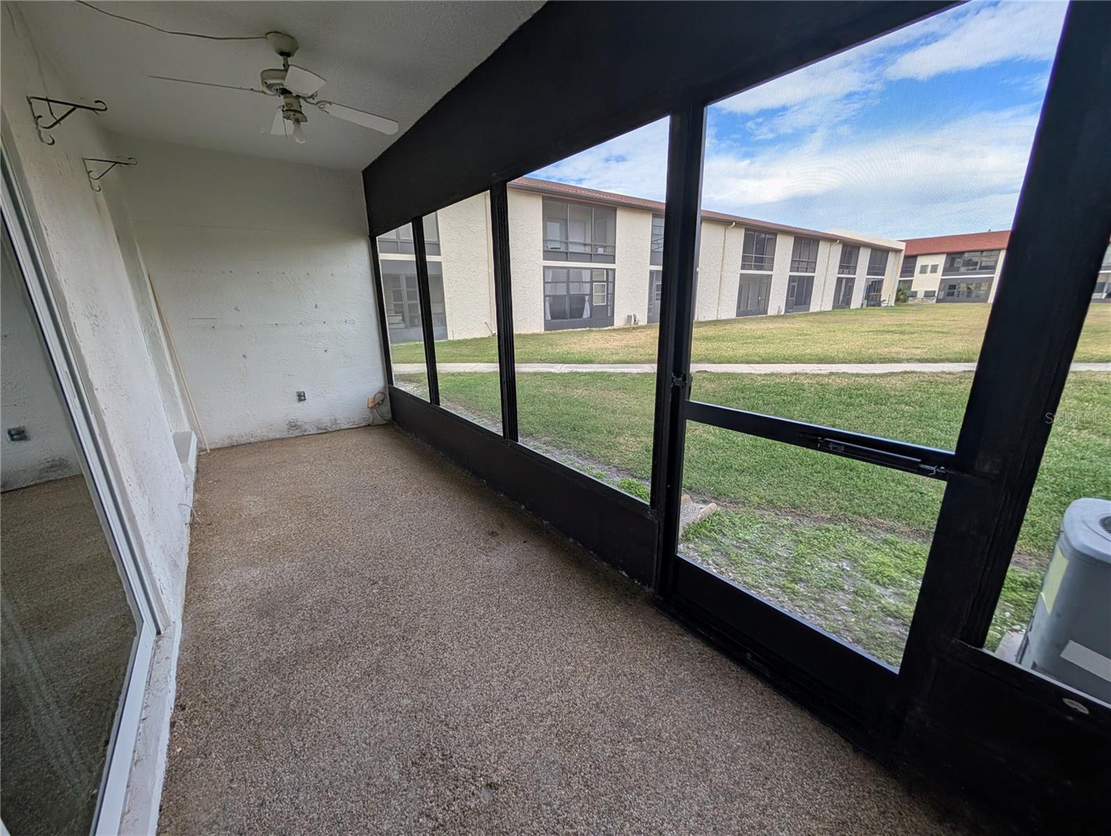 HARBOR VILLAS CONDO PH 03 - Residential