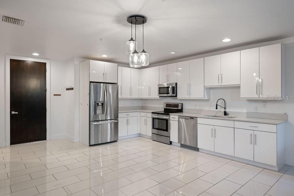 SWOOPE PARK - Residential