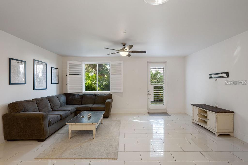 SWOOPE PARK - Residential