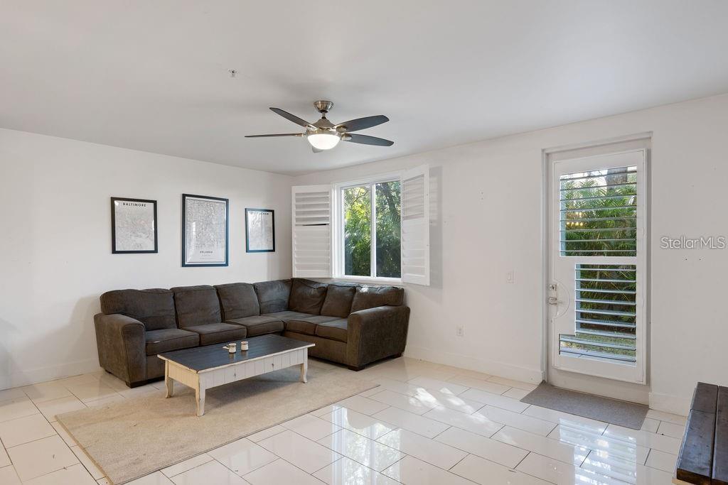 SWOOPE PARK - Residential