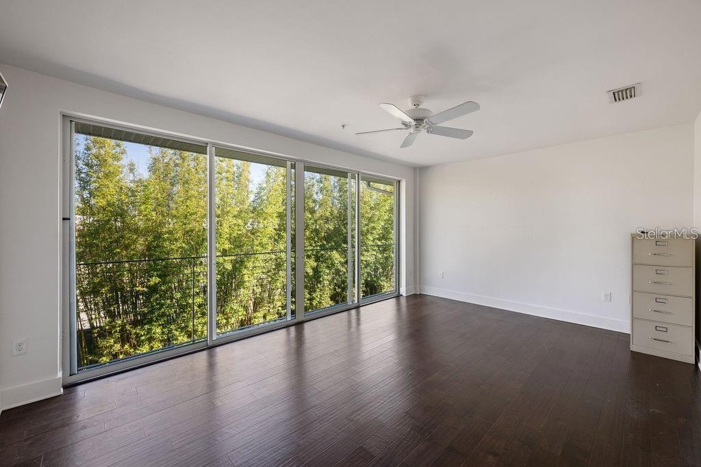 SWOOPE PARK - Residential