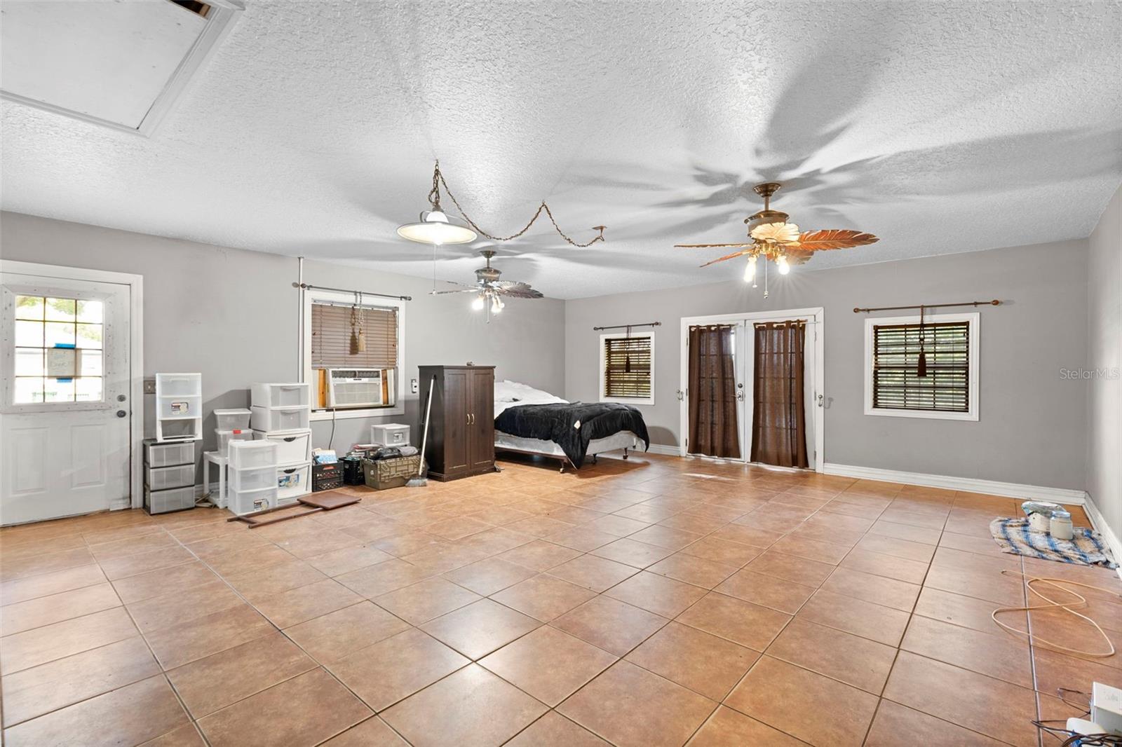 INDIAN RIVER PARK - Residential