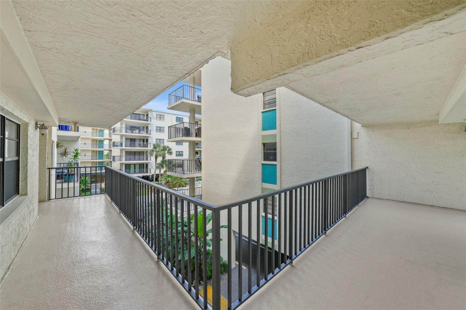 GOLDEN SHORES CONDO - Residential