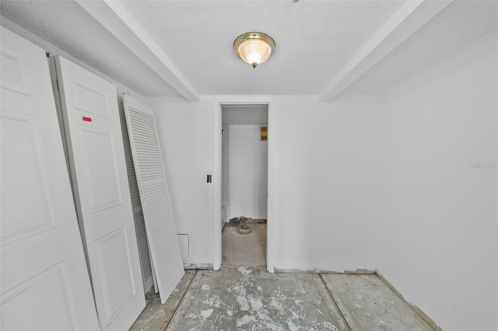 GOLDEN SHORES CONDO - Residential