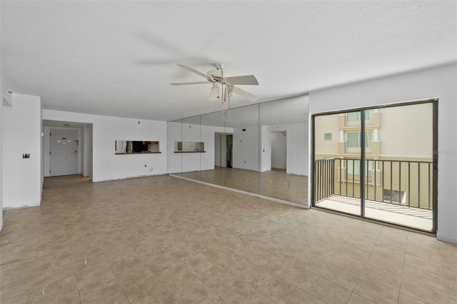 GOLDEN SHORES CONDO - Residential