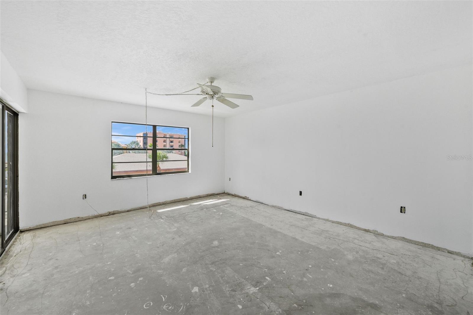 GOLDEN SHORES CONDO - Residential