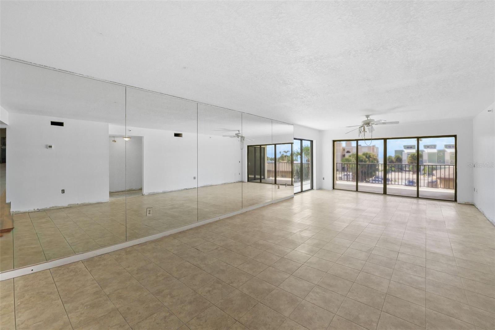 GOLDEN SHORES CONDO - Residential