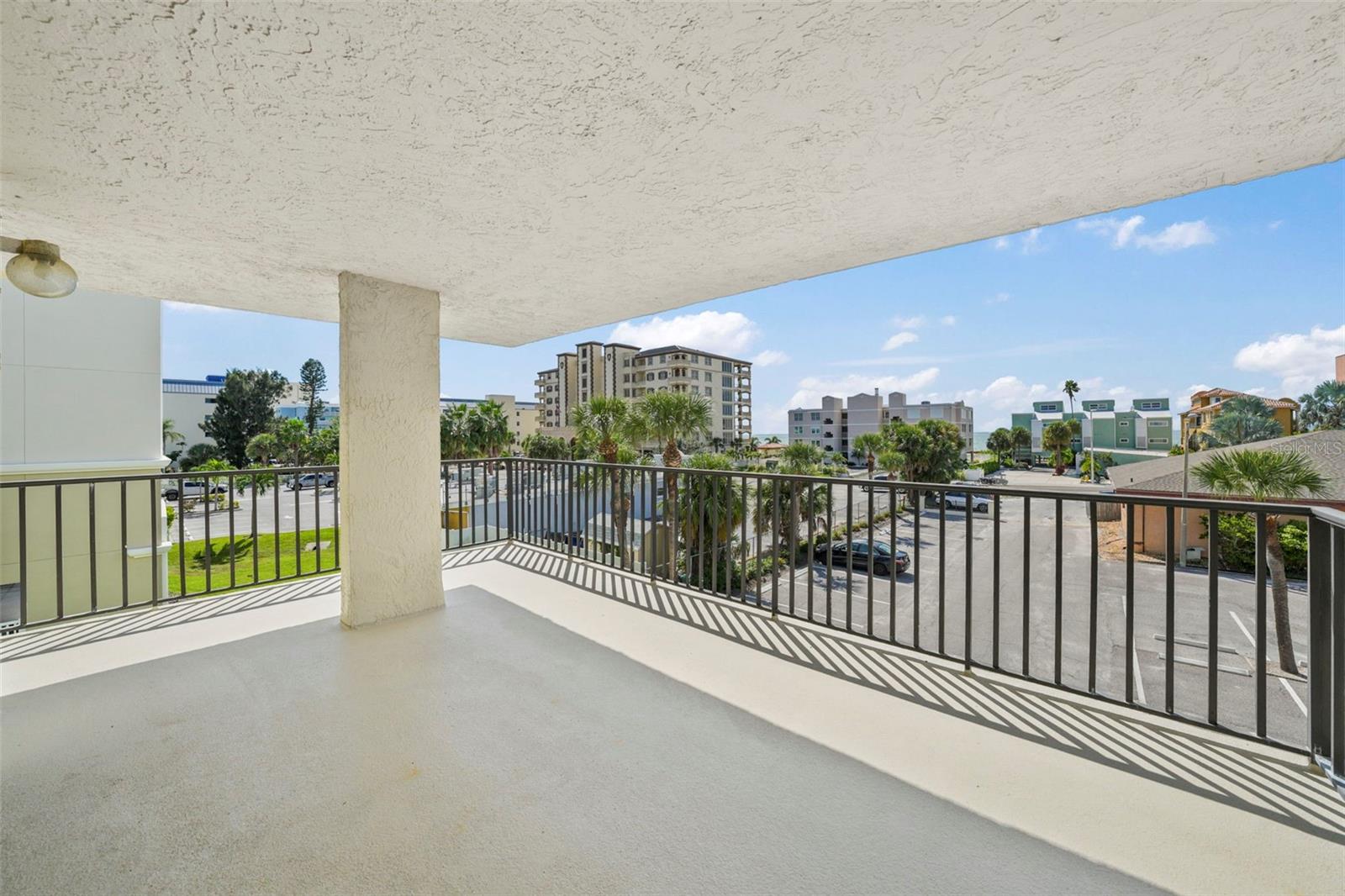 GOLDEN SHORES CONDO - Residential