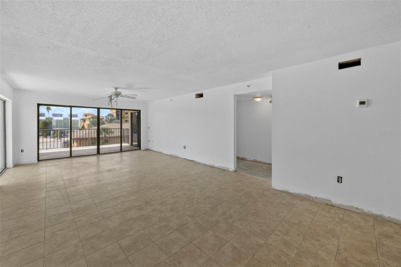 GOLDEN SHORES CONDO - Residential