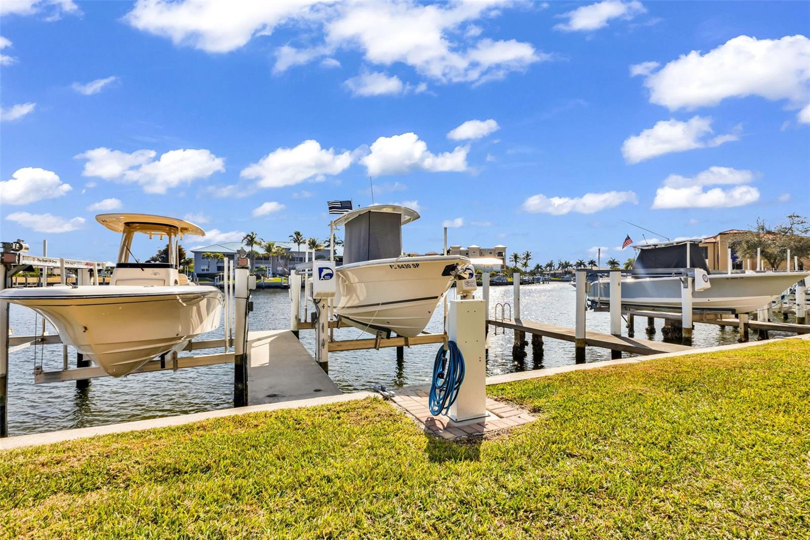 GRAND COVE/PUNTA GORDA ISLES - Residential