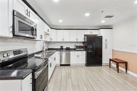 Tiny photo for 201 Rosefield Avenue, Leesburg, FL 34748 (MLS # O6434042)