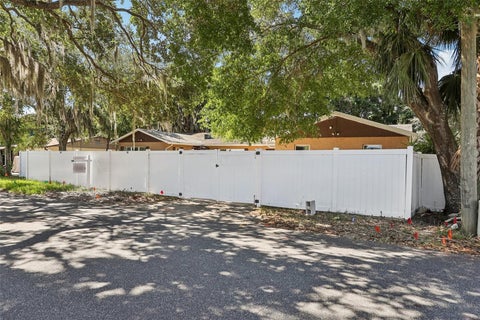 Tiny photo for 201 Rosefield Avenue, Leesburg, FL 34748 (MLS # O6434042)