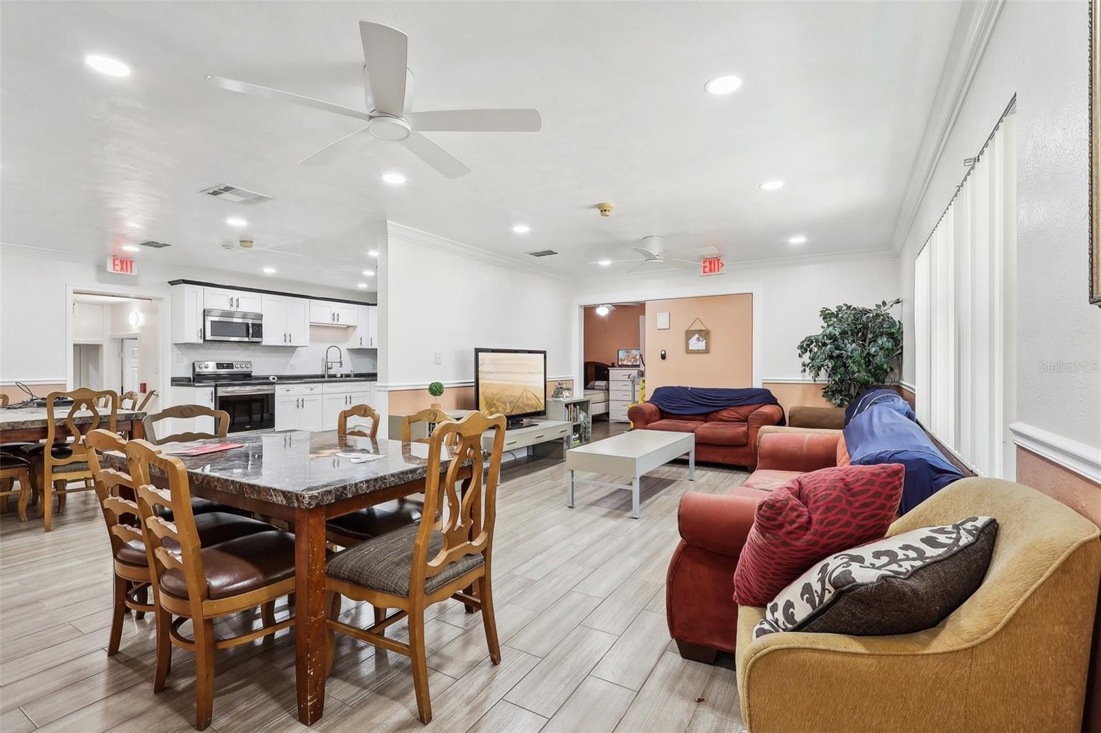 Search 1 201 ROSEFIELD AVENUE