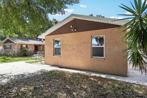 Tiny photo for 201 Rosefield Avenue, Leesburg, FL 34748 (MLS # O6434042)