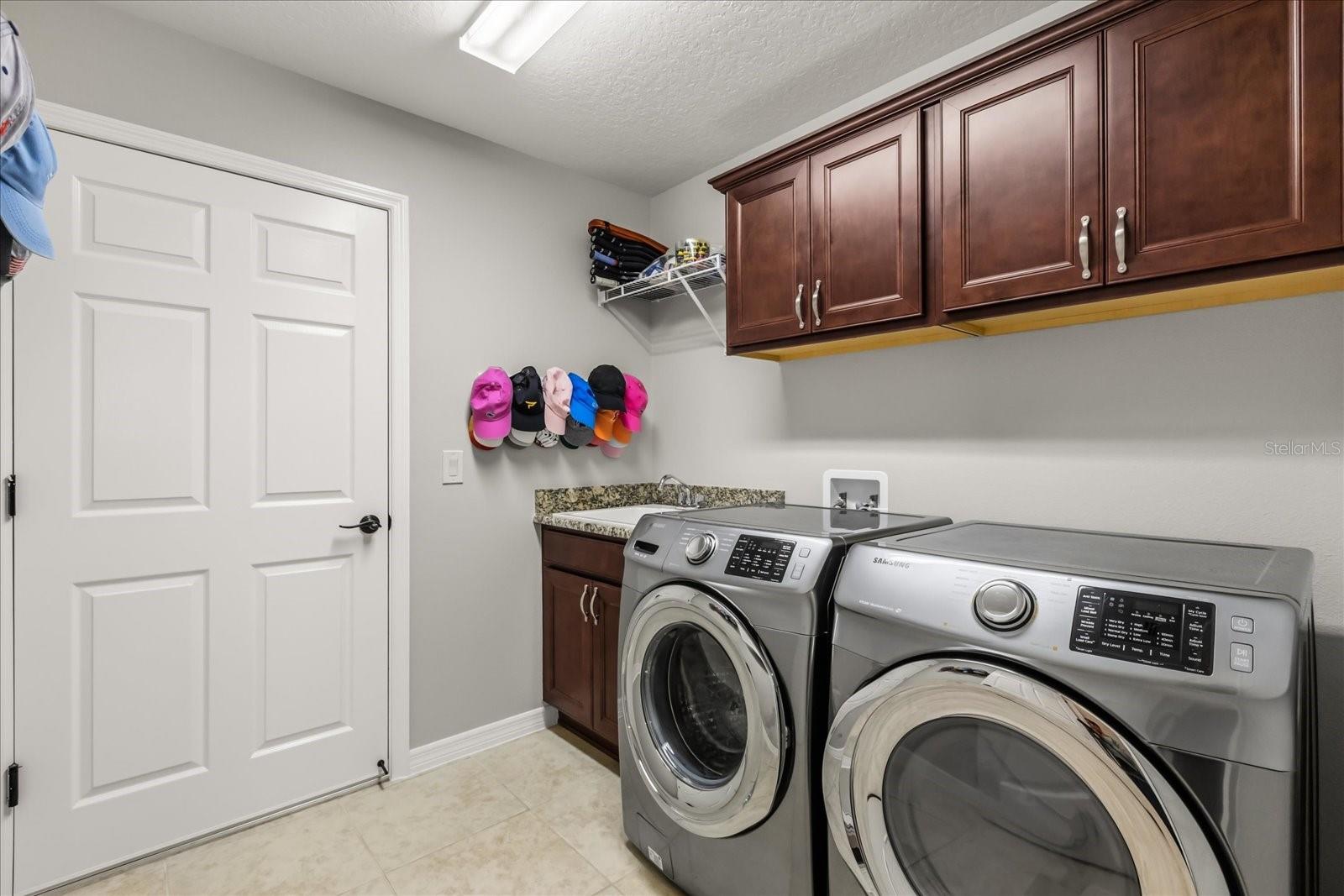 VILLAGE/FRUITLAND PARK - Residential