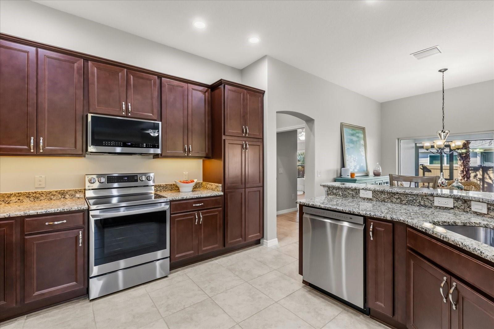 VILLAGE/FRUITLAND PARK - Residential