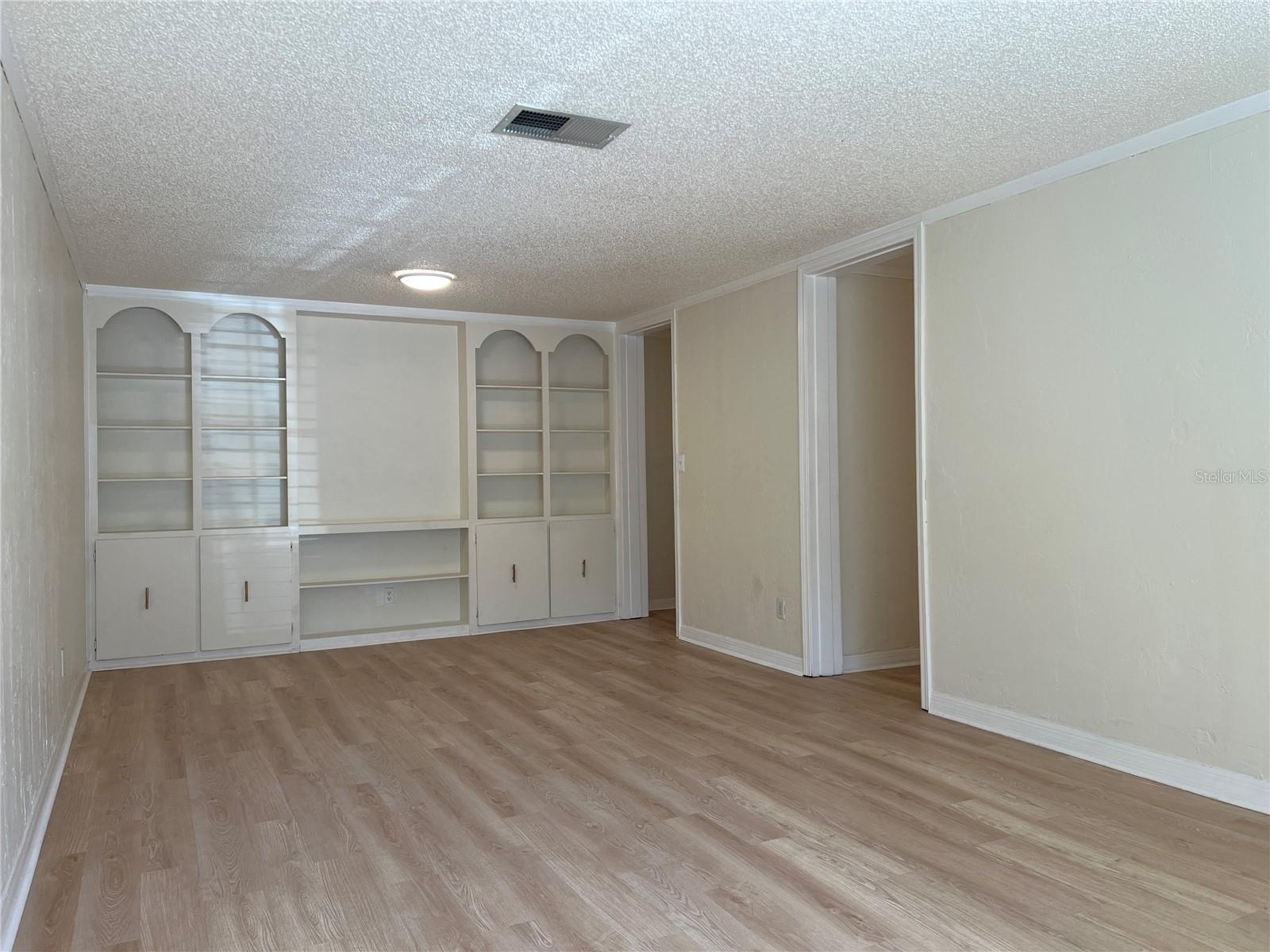 PRAIRIEWOOD - Residential