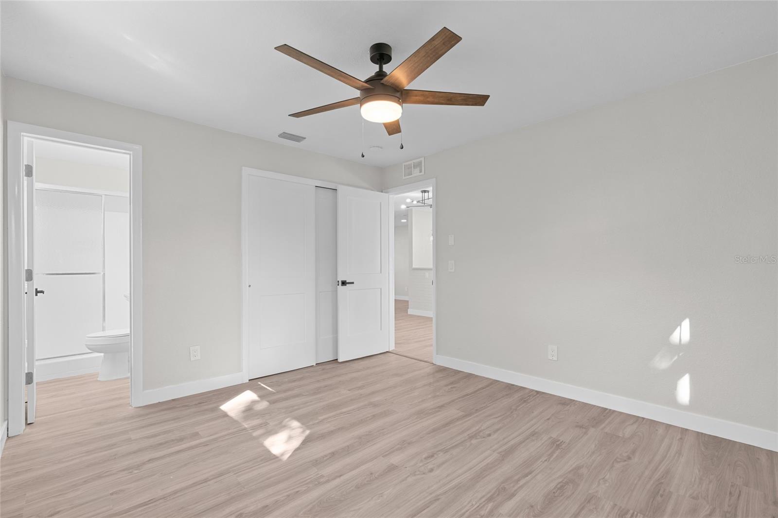 OAKHURST GROVES 1ST ADD - Residential