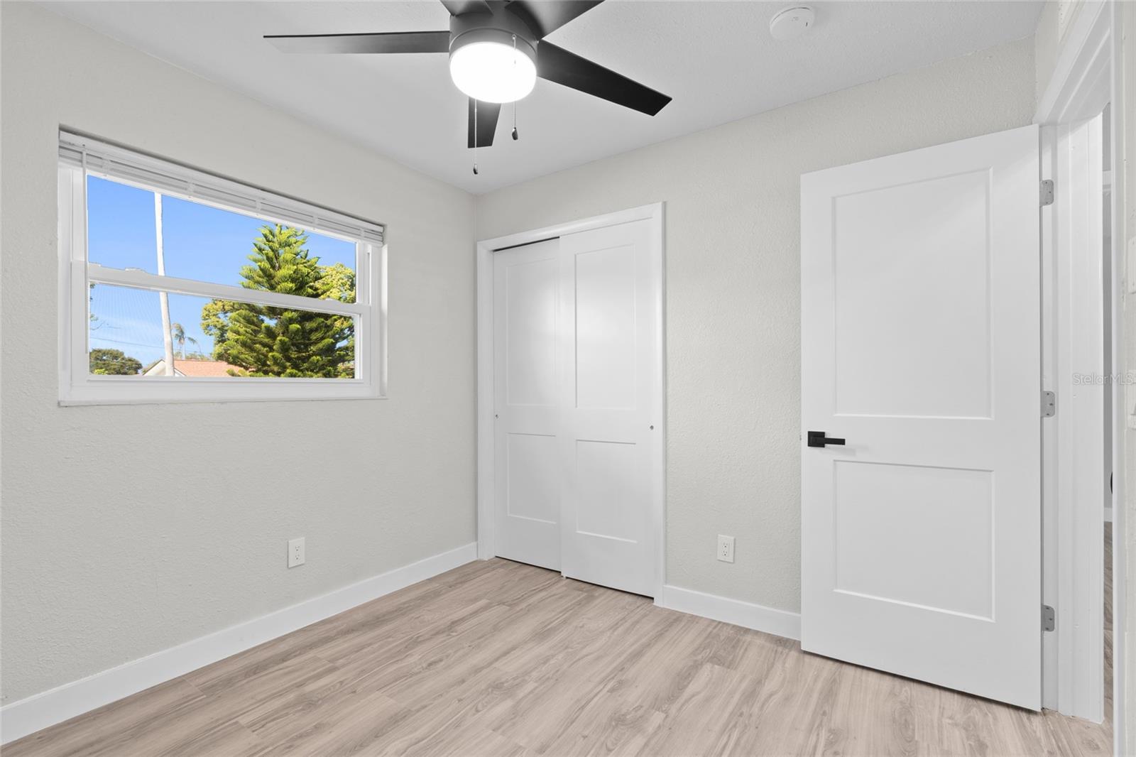 OAKHURST GROVES 1ST ADD - Residential