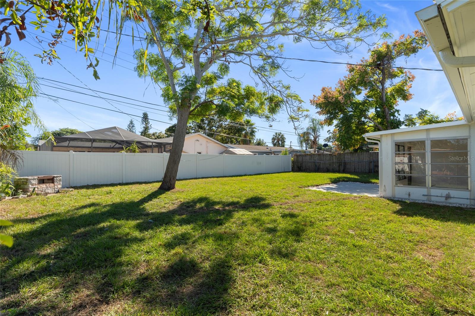 OAKHURST GROVES 1ST ADD - Residential