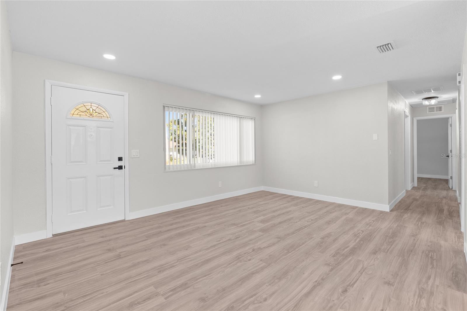 OAKHURST GROVES 1ST ADD - Residential