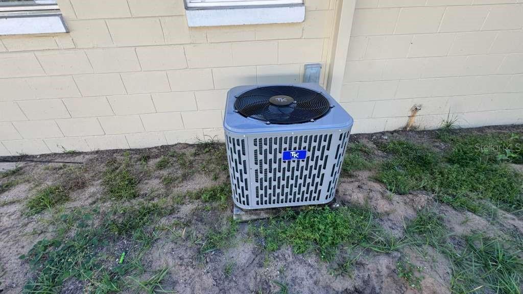 TAVARES SUMMERALL PARK HEIGHTS - Residential Lease