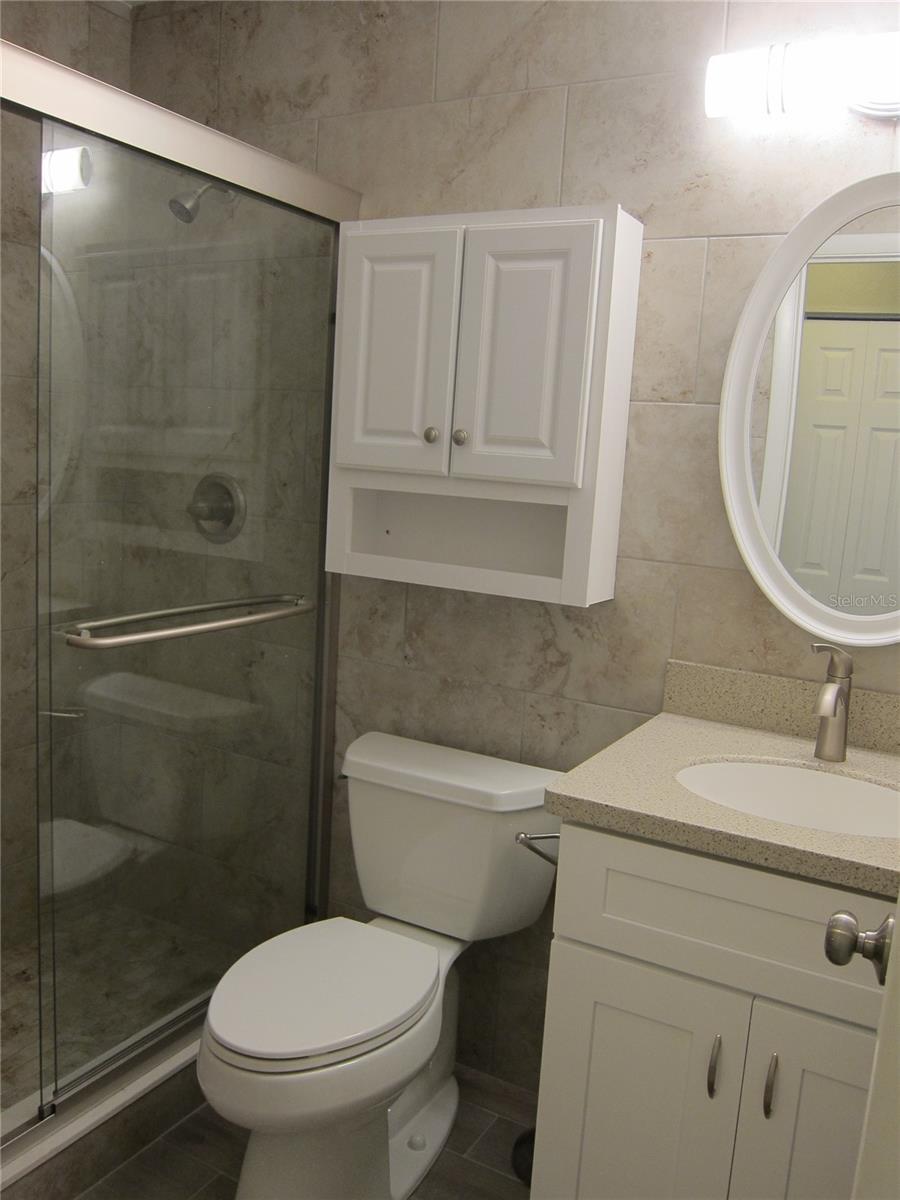 TOWER OAKS MANOR - Residential Lease
