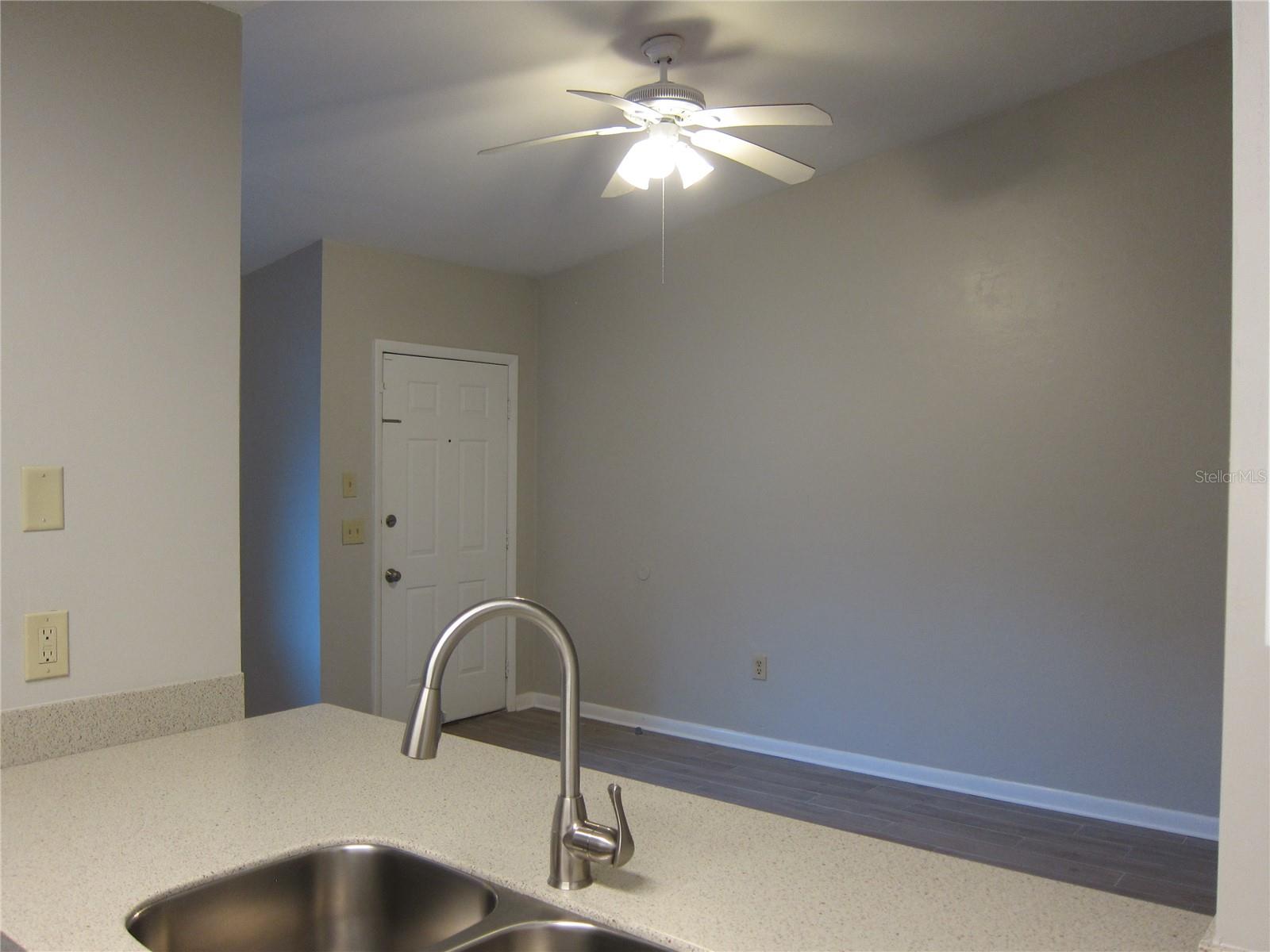 TOWER OAKS MANOR - Residential Lease