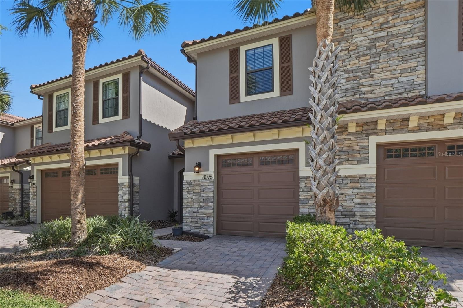 8076 PRESTBURY DRIVE