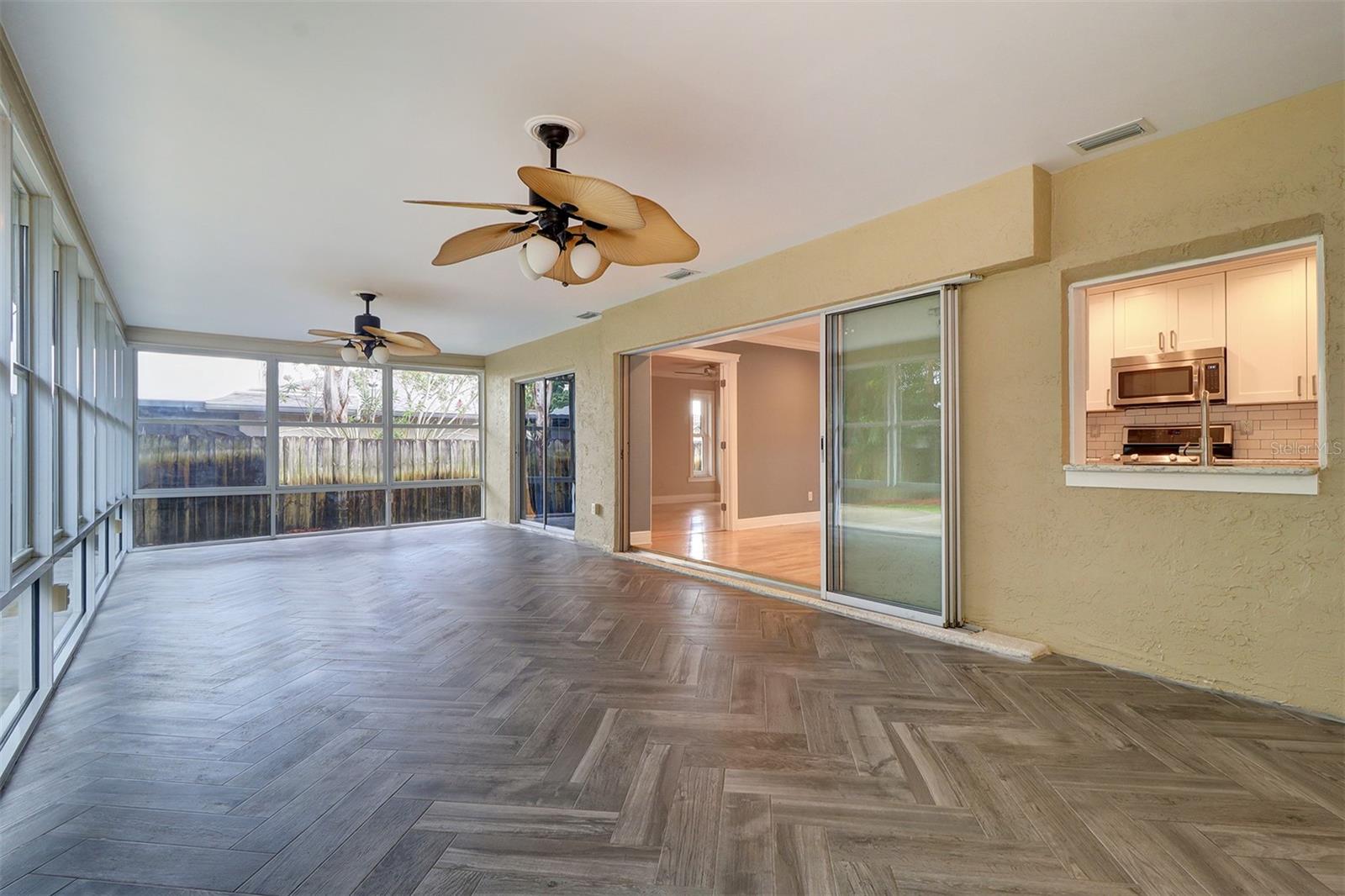 COUNTRYSIDE TR 60 - Residential Lease