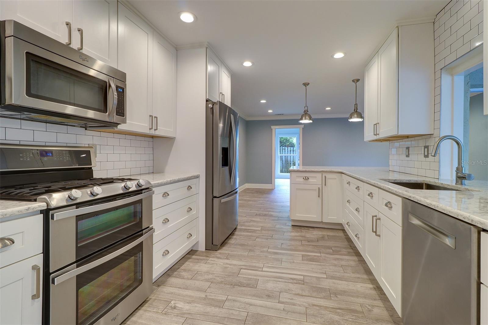 COUNTRYSIDE TR 60 - Residential Lease