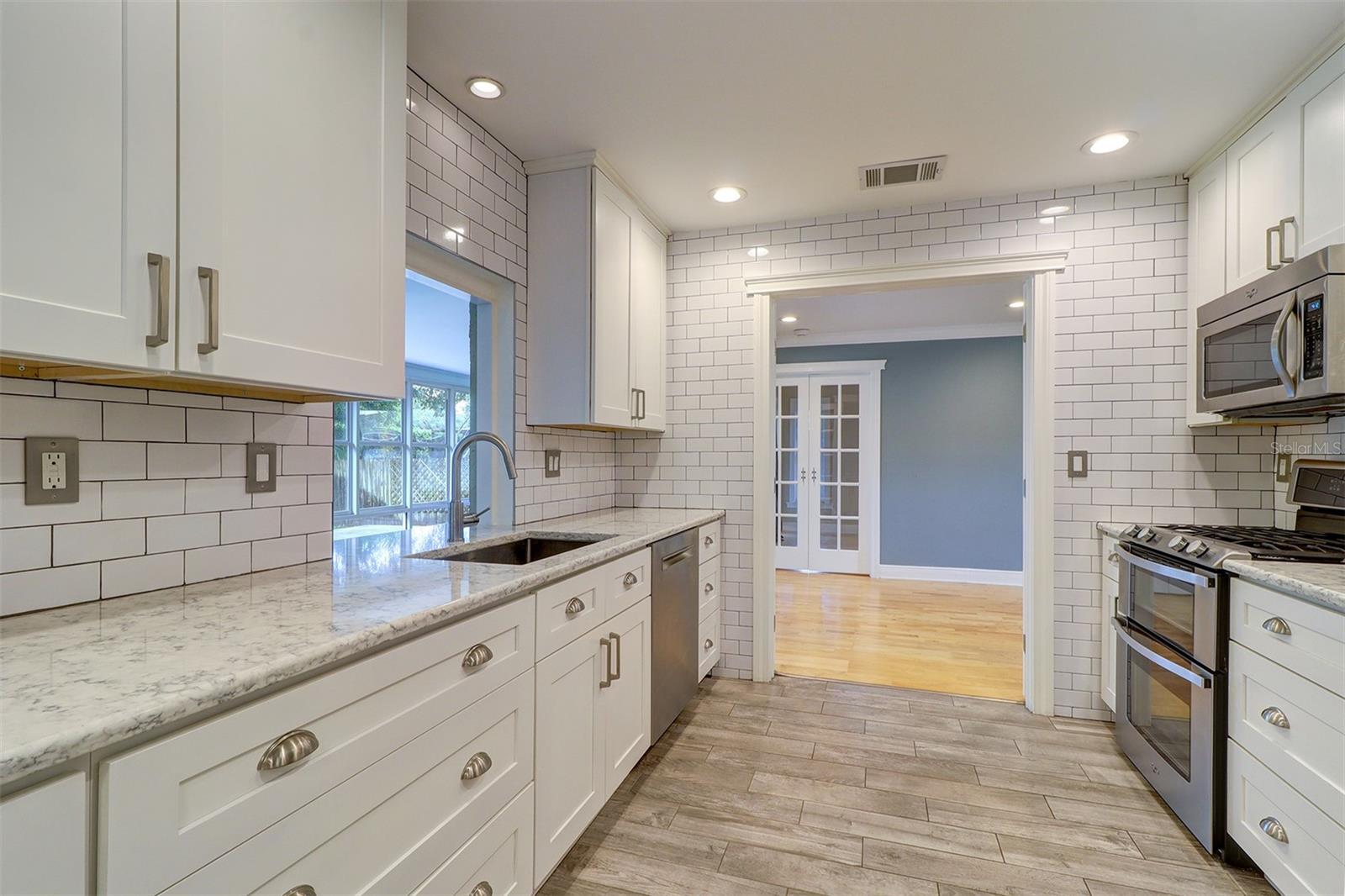 COUNTRYSIDE TR 60 - Residential Lease