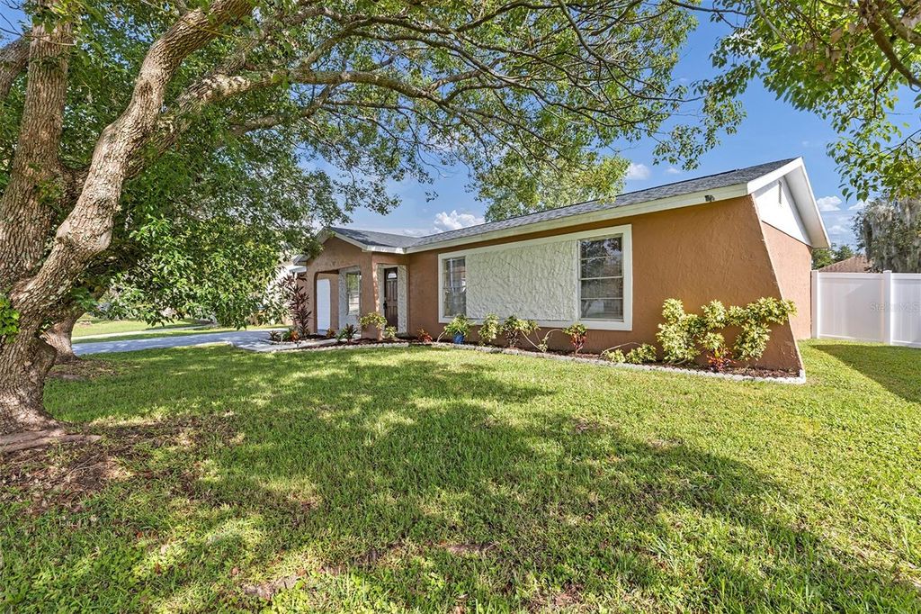 Photo of 819 Nelson Drive, Kissimmee, FL 34758 (MLS # NS1086212)