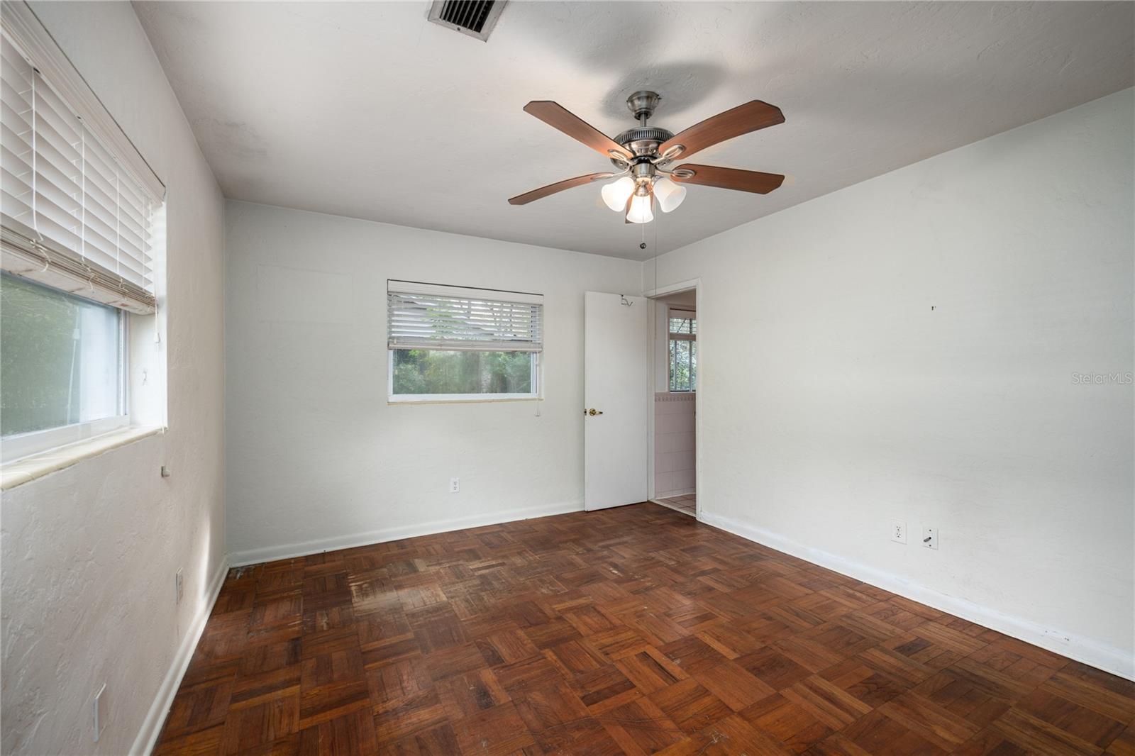 MASON MANOR - Residential