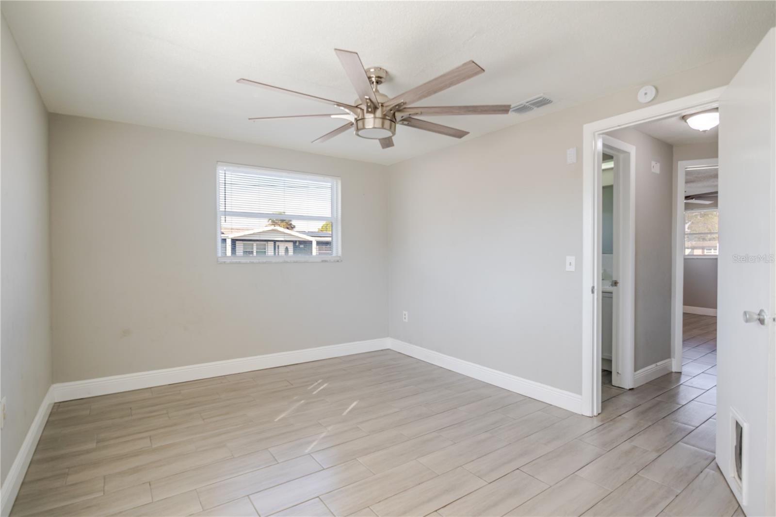 HOLIDAY HILL - Residential