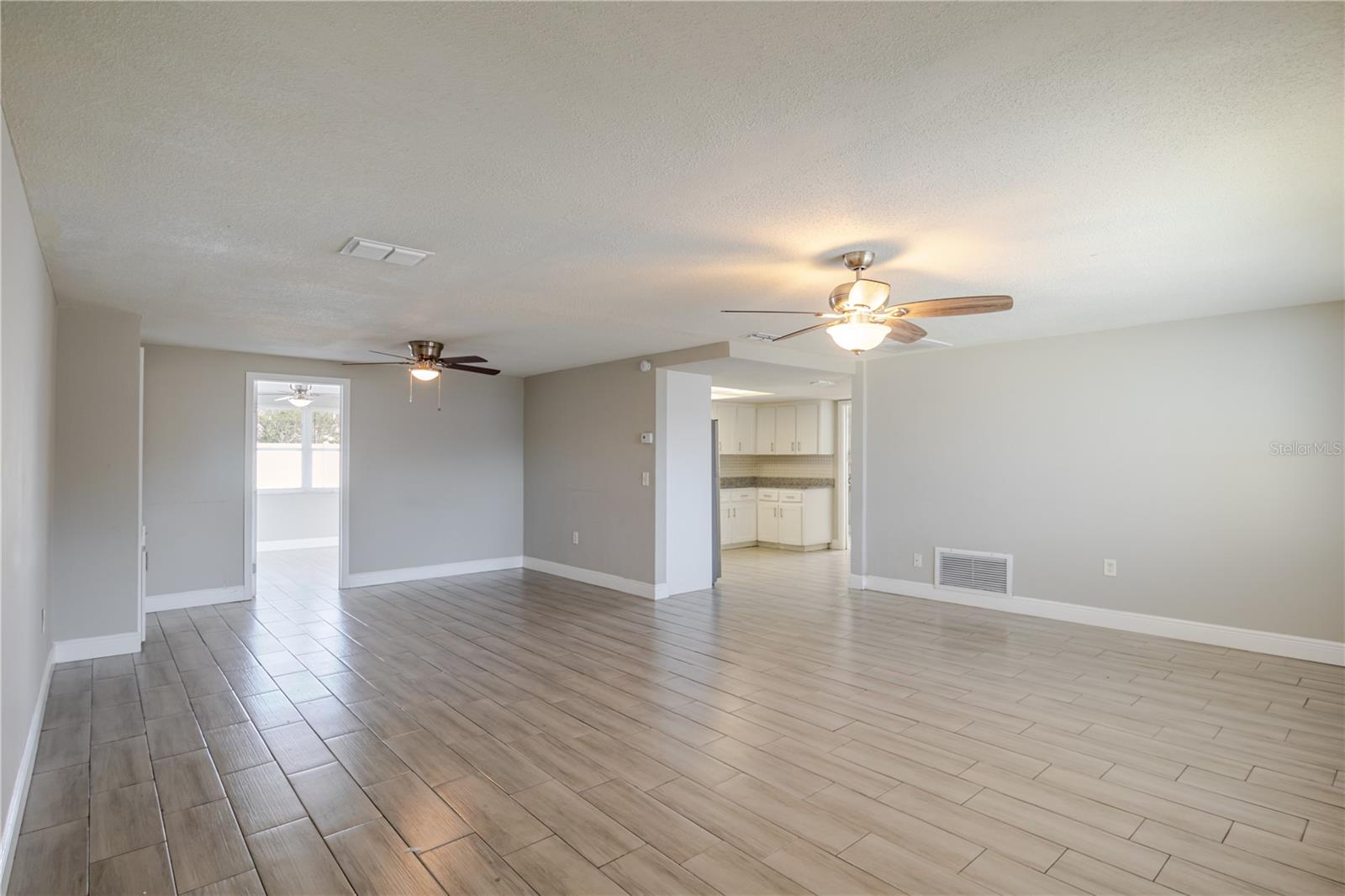 HOLIDAY HILL - Residential