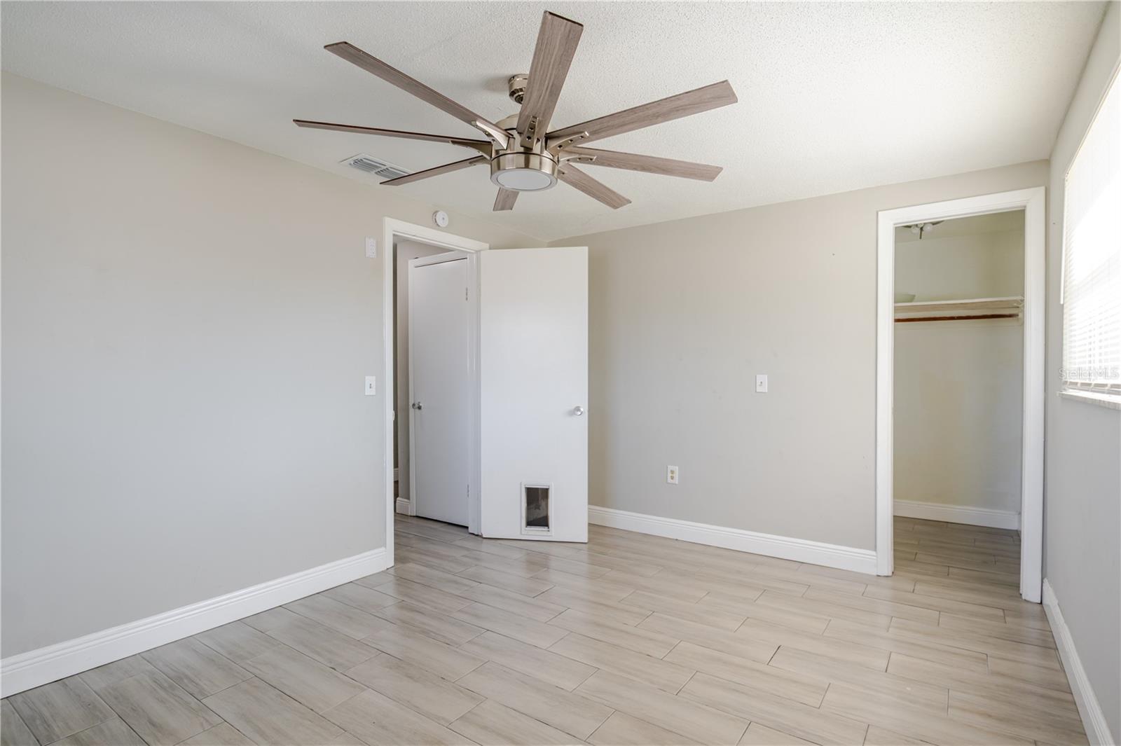 HOLIDAY HILL - Residential