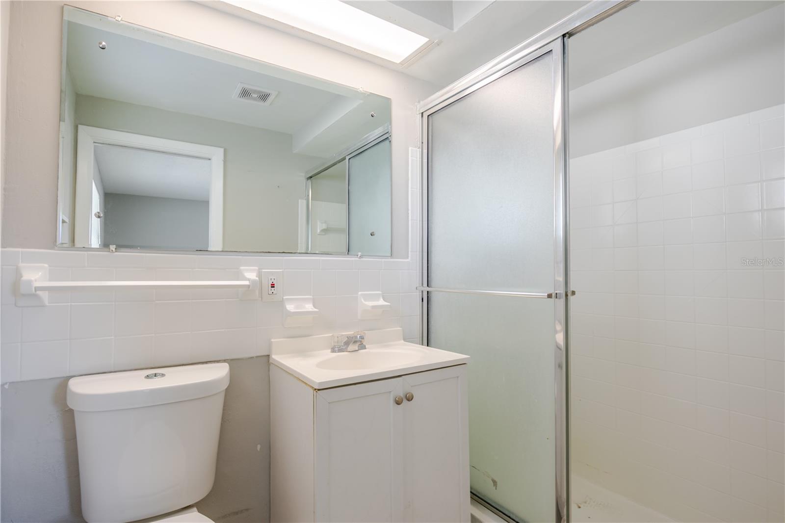 HOLIDAY HILL - Residential