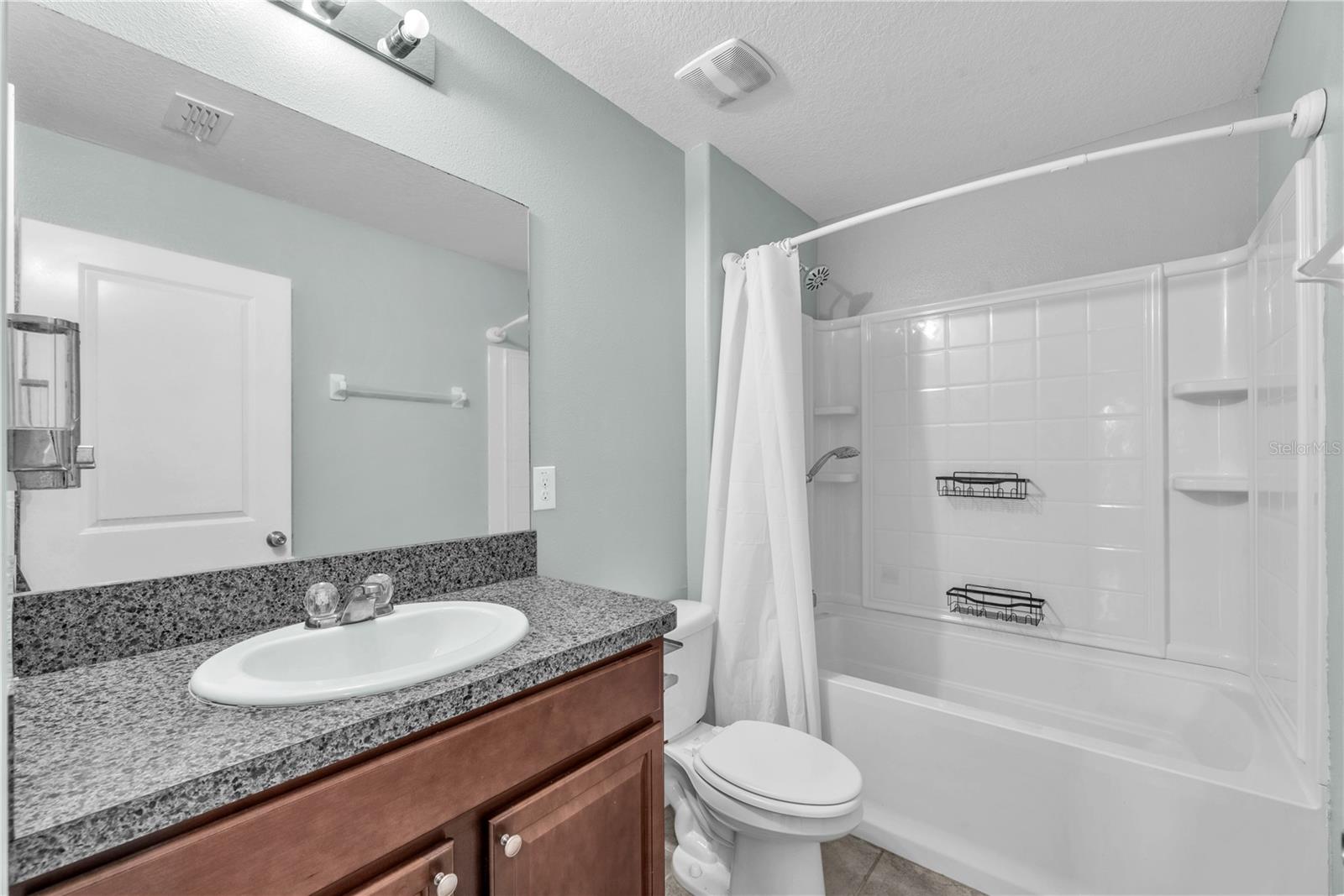 RIVERVIEW LAKES - Residential