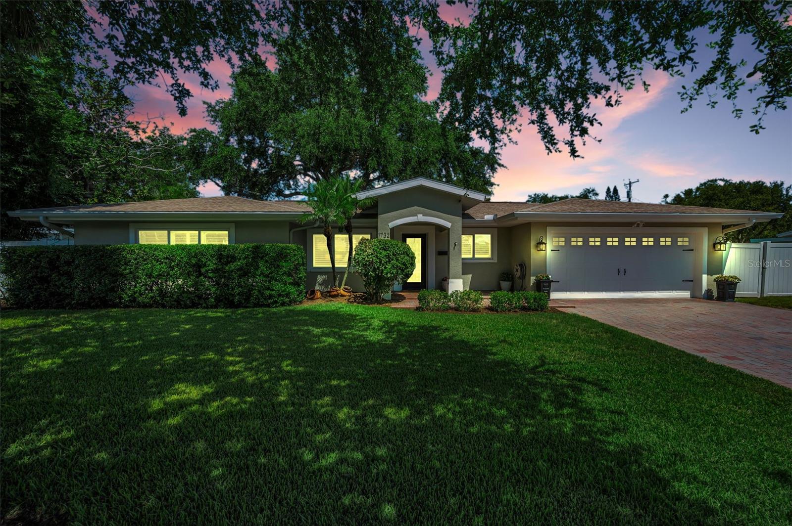 1732 GOLF VIEW DRIVE