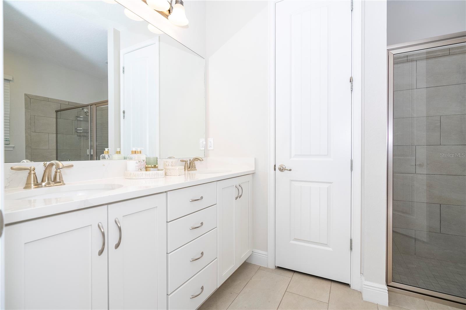 REUNION WEST PH 4 - Residential