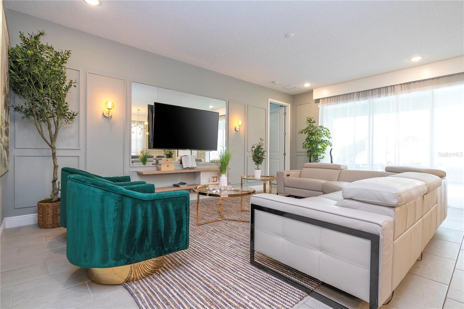 REUNION WEST PH 4 - Residential