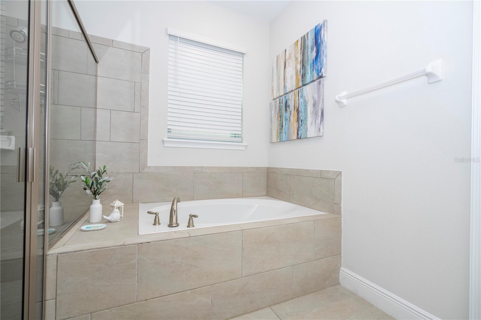 REUNION WEST PH 4 - Residential