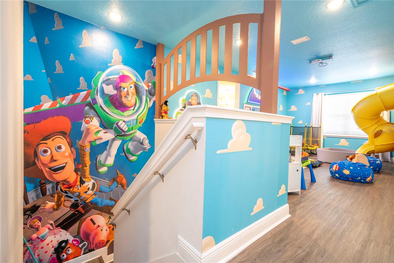 REUNION WEST PH 4 - Residential