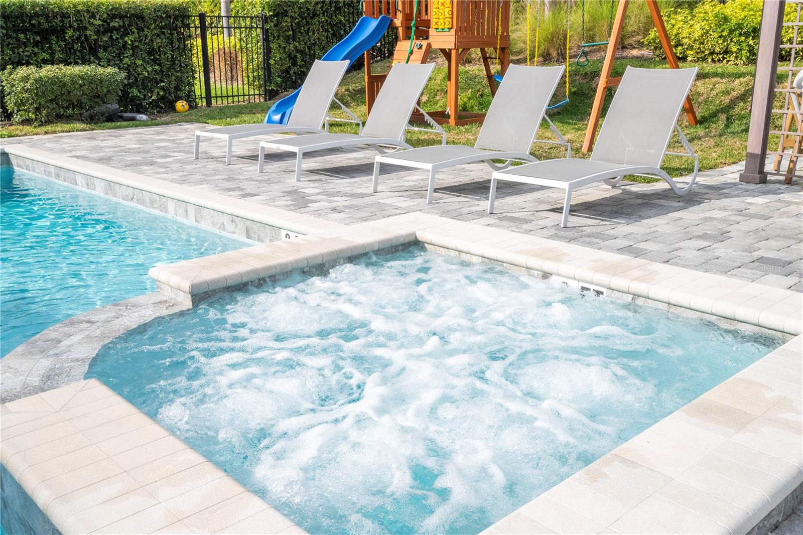 REUNION WEST PH 4 - Residential