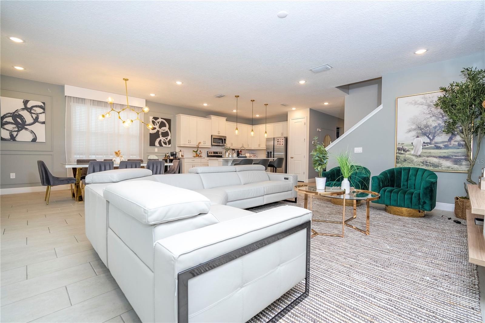 REUNION WEST PH 4 - Residential